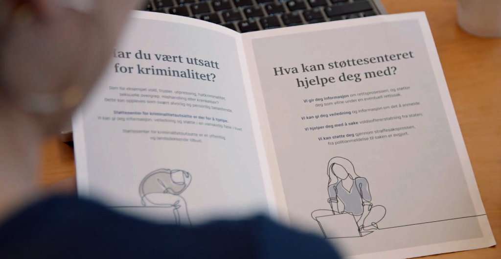 Brosjyre med tekst og illustrasjoner